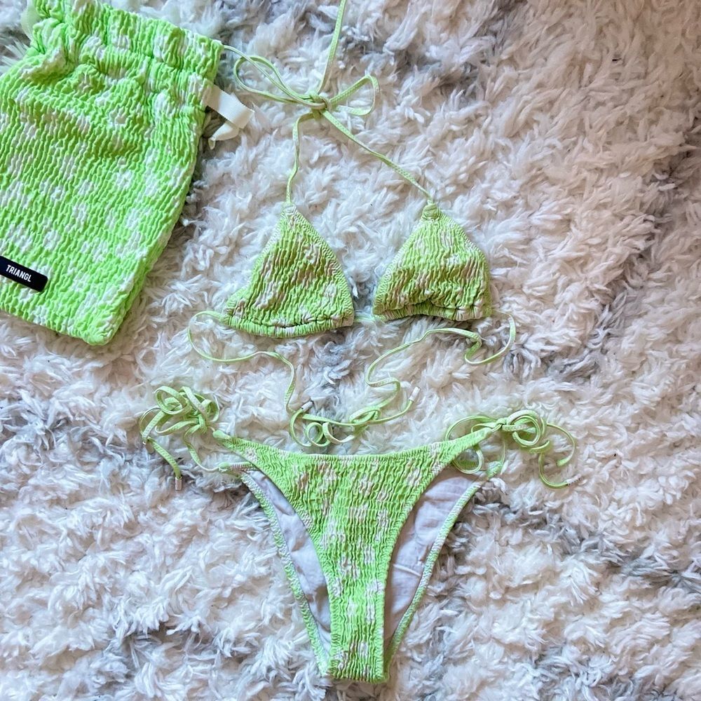 Triangl vinca bikini green floral